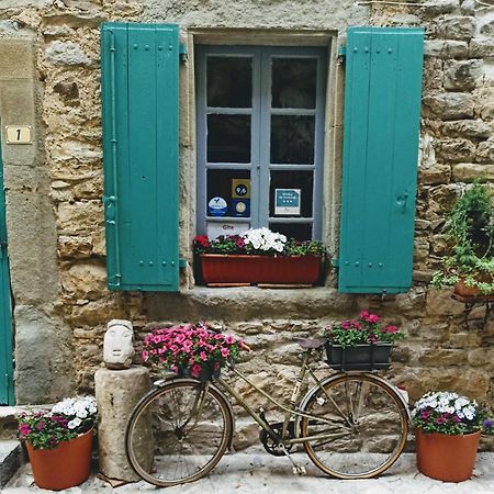 Gite Les Volets Verts Cesseras Exterior foto